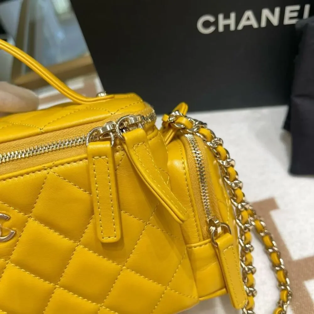 Chanel Women Pre-Loved Bag Brand New Condition - Picture 9 of 9